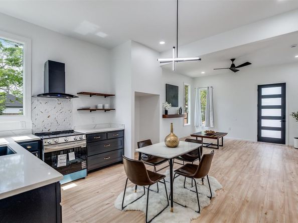 3608  Metropolitan Avenue , Dallas Texas 75210