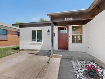 2902  Lulu Street 
