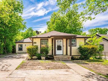 2138  Custer Drive 