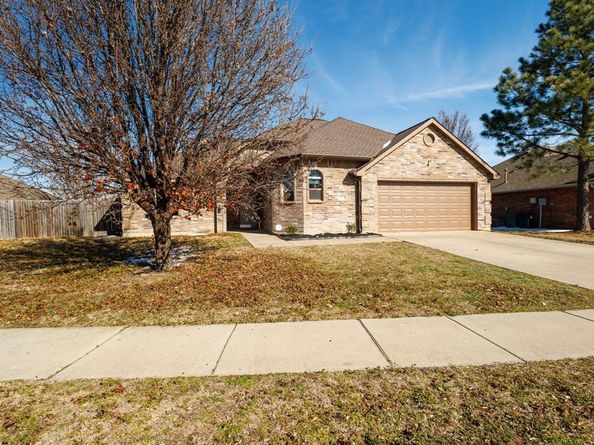2805  Wicker Way , Denton Texas 76209