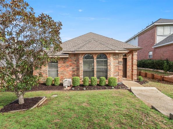 1328  Dallshan Drive , Carrollton Texas 75007