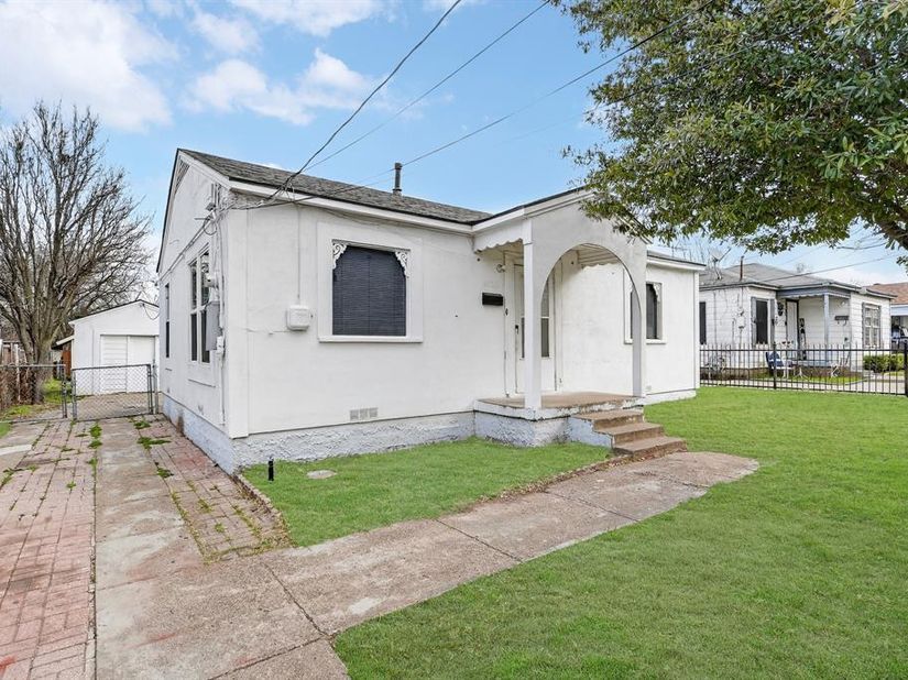 4123  Dawes Drive , Dallas Texas 75211