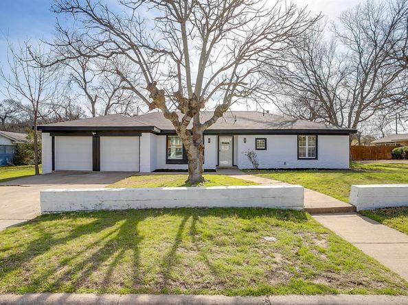 2512  Glen Garden Avenue , Fort Worth Texas 76119