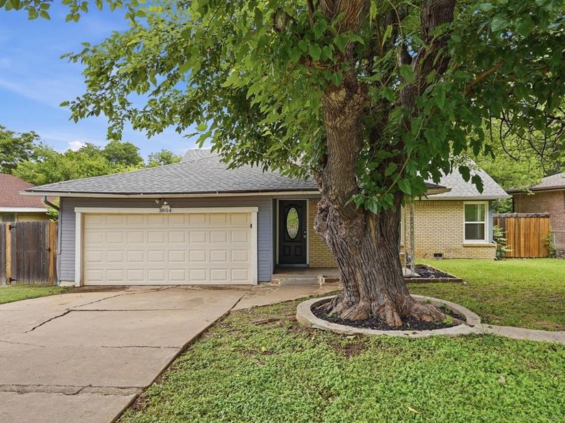3804  Cornish Avenue , Fort Worth Texas 76133