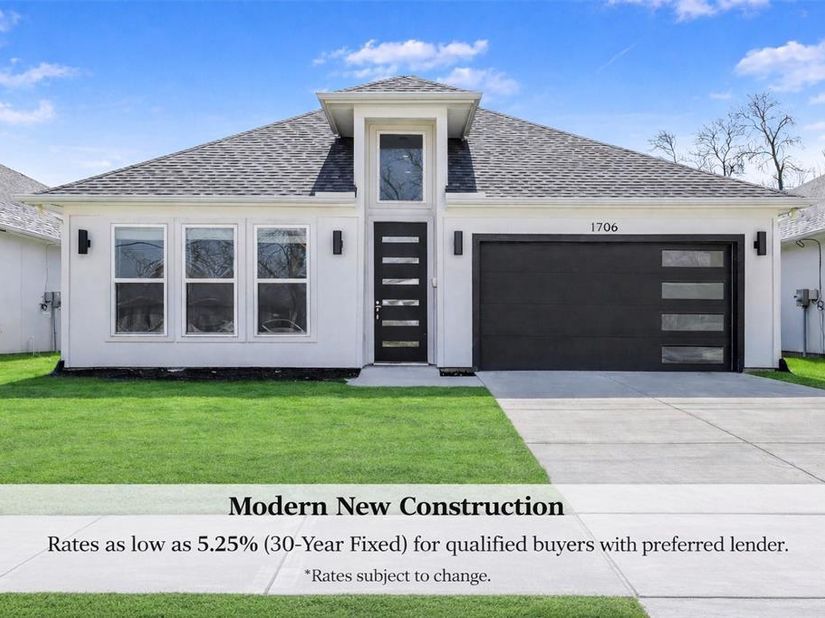 1706  Kraft Street , Dallas Texas 75212