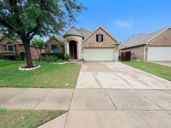 8304  Orchard Creek Road , Fort Worth Texas 76123