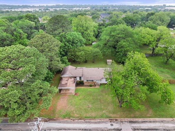 2103  Pecandale Drive , Arlington Texas 76013