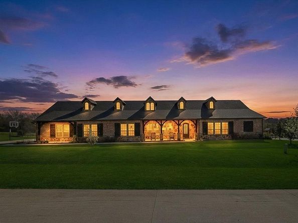 7817  Bella Flora Drive , Fort Worth Texas 76126