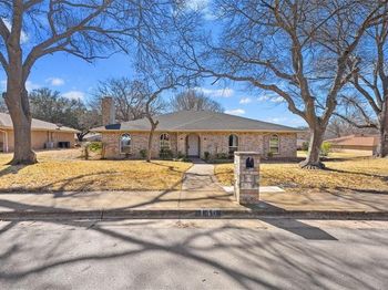 146  Meadowbrook Drive 