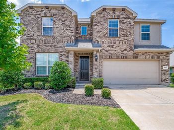 1008  Water Garden Circle 