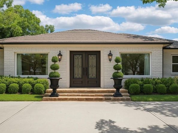 7023  Lupton Drive , Dallas Texas 75225