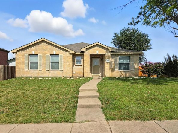 1330  White Tail Ridge , Cedar Hill Texas 75104