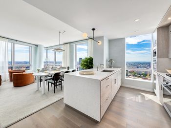 1 City Point