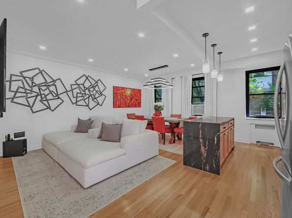 251 Seaman Avenue 2D/3D, New York NY 10034