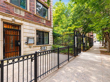 10 East 129th Street