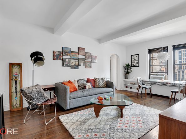 319 East 50th Street 12G, New York NY 10022