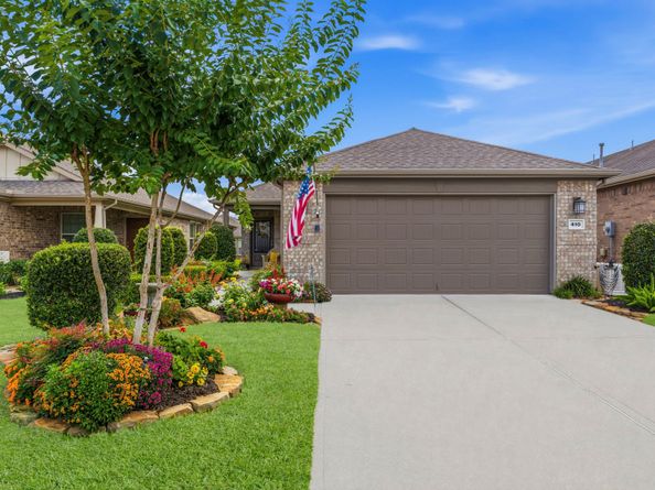410 Thistle Thorn Drive, The Woodlands TX 77382