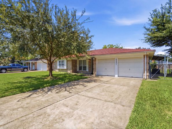 8931 Bunny Run Drive, Houston TX 77088