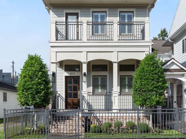 813 Ashland Street, Houston TX 77007