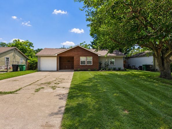 11914 Meadowfair Street, Houston TX 77076