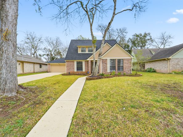 1306 Carriage Drive, Richmond TX 77406