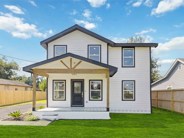 2420 Woodard Street, Houston TX 77026