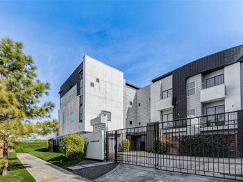 4115 Chartres Street