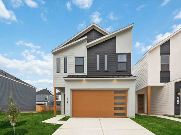 3014 La Rambla Drive, Houston TX 77047