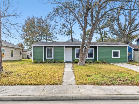 5914 Southcrest Street, Houston TX 77033