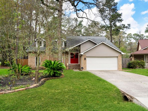 1 N Birchcane Court, The Woodlands TX 77381
