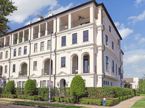 1619 Calumet Street, Houston TX 77004