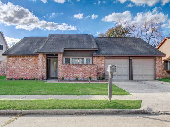 11315 Chelsea Walk Drive, Houston TX 77066
