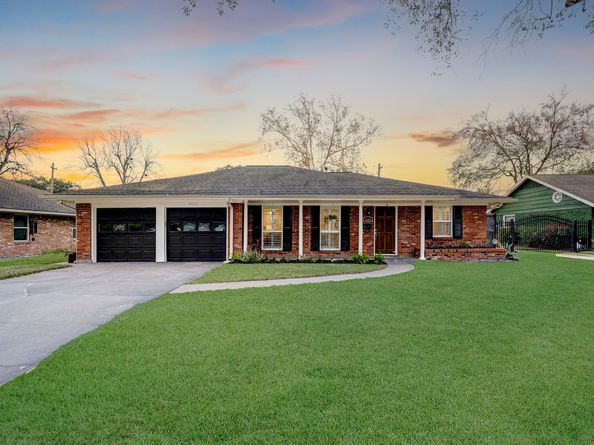 4606 Briarbend Drive, Houston TX 77035