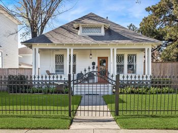 1847 Cortlandt Street