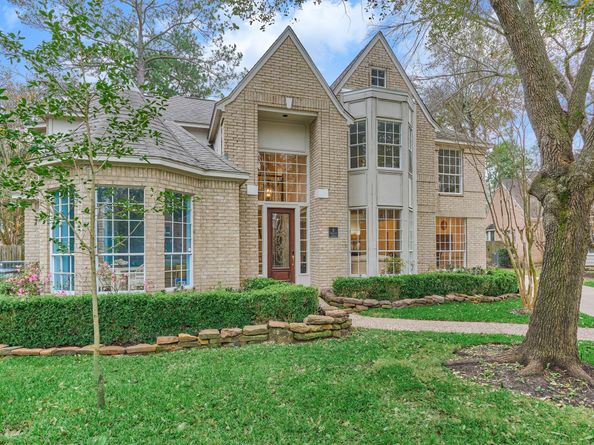 6 Meadow Cove Drive, Spring TX 77381