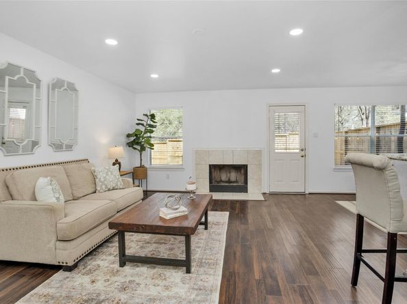 35 Marble Rock Place, The Woodlands TX 77382
