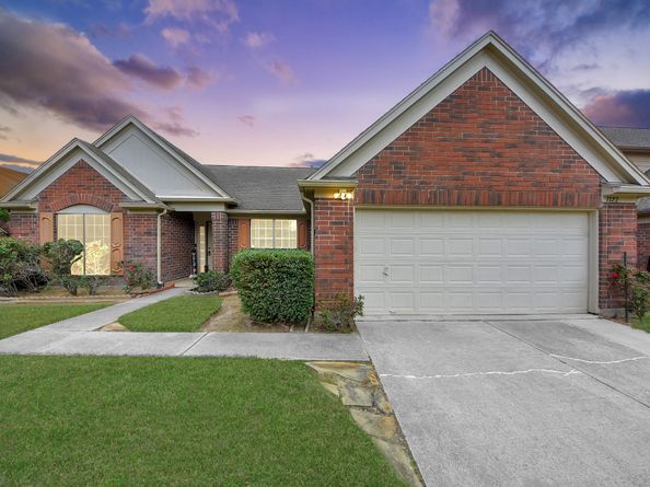 1722 Newmark Drive, Houston TX 77014