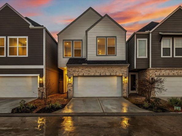 11319 Stonework Grove Lane, Houston TX 77076