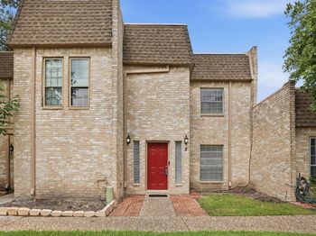 2 River Creek Way