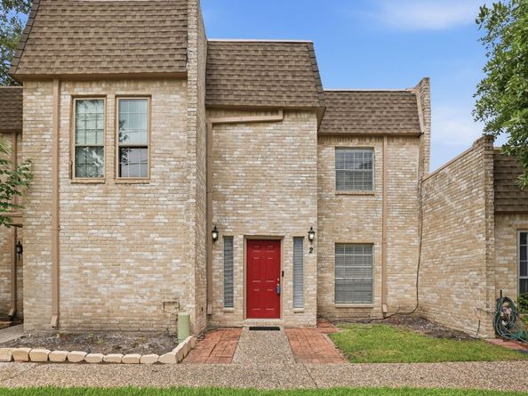 2 River Creek Way, Sugar Land TX 77478