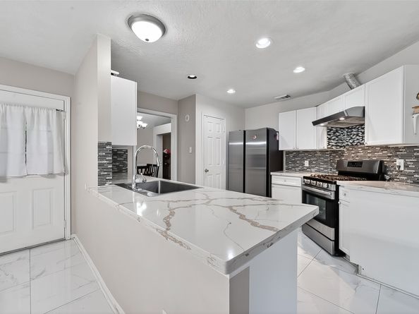 4210 W Meadows Drive, Sugar Land TX 77479