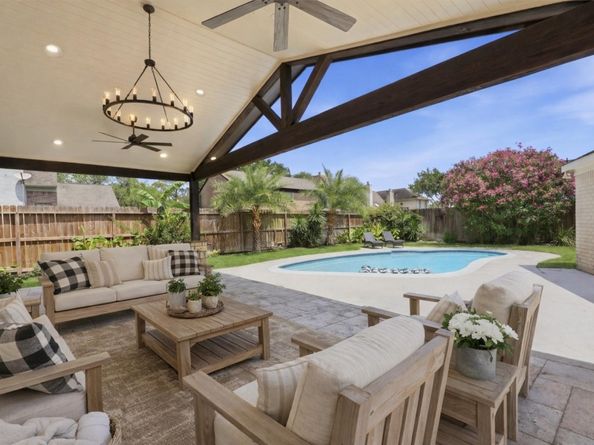 3138 Amesbury Court, Sugar Land TX 77478