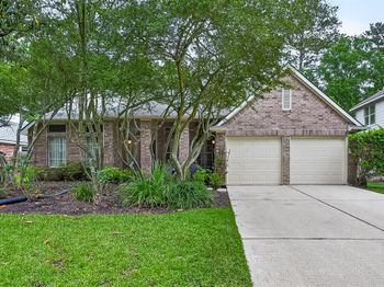 46 E Hobbit Glen Drive