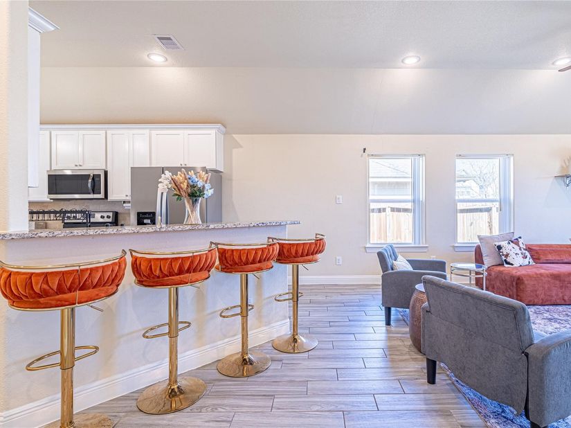 8211 Cannon Street, Houston TX 77051