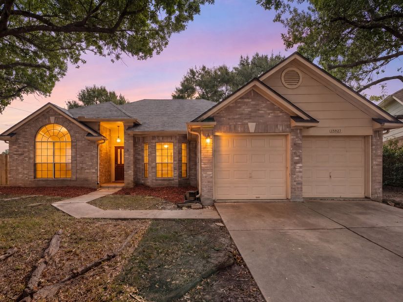 15927 Camp Fire Road, Friendswood TX 77546