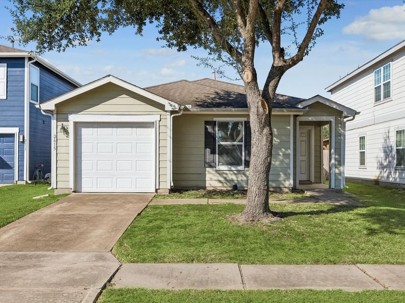 2615 Skyview Ridge Court, Houston TX 77047