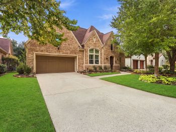 51 Woodglade Way