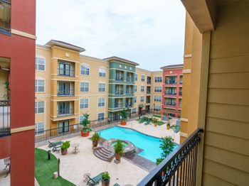 1711 Old Spanish Trail