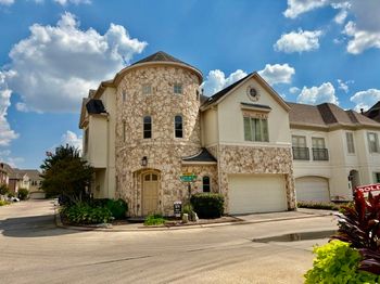6303 Hermann Lake Drive