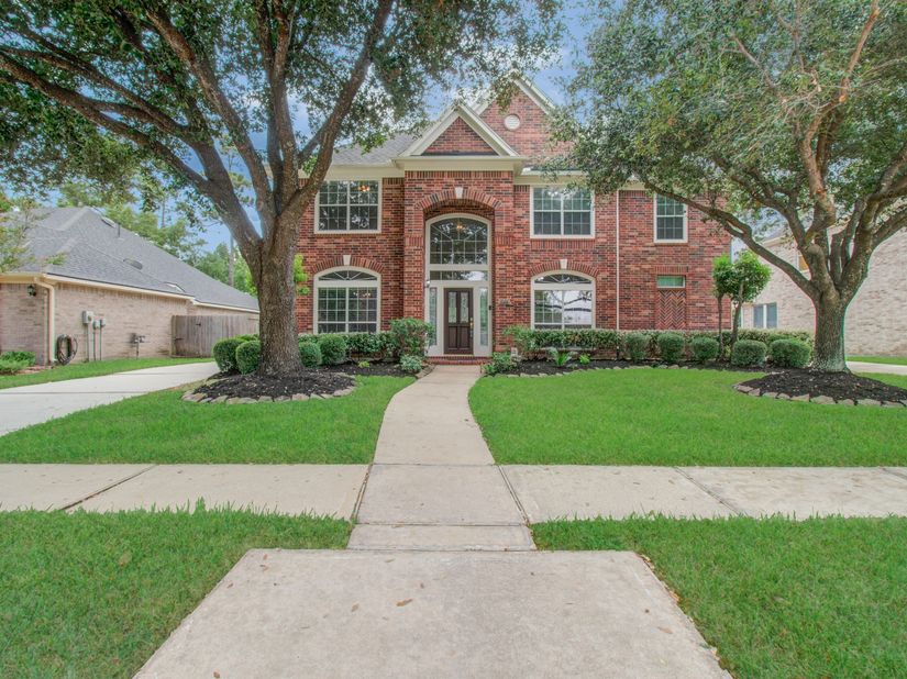15919 Hurstfield Pointe Drive, Cypress TX 77429